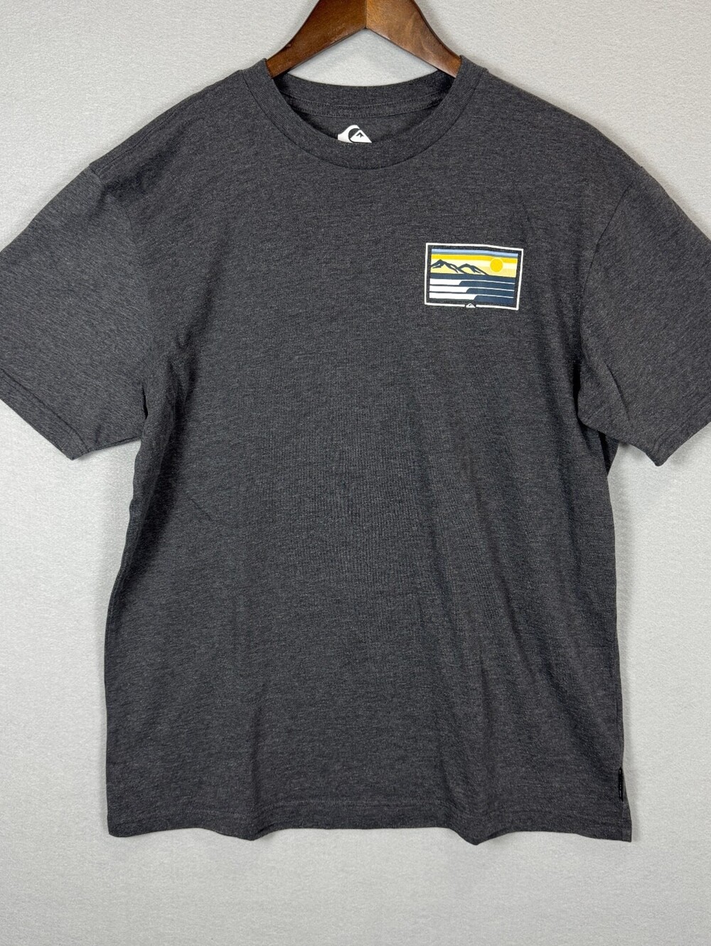 Quiksilver Gray Men L Graphic T-Shirt Regular Fit